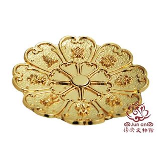 八吉祥花形供台(低盤)